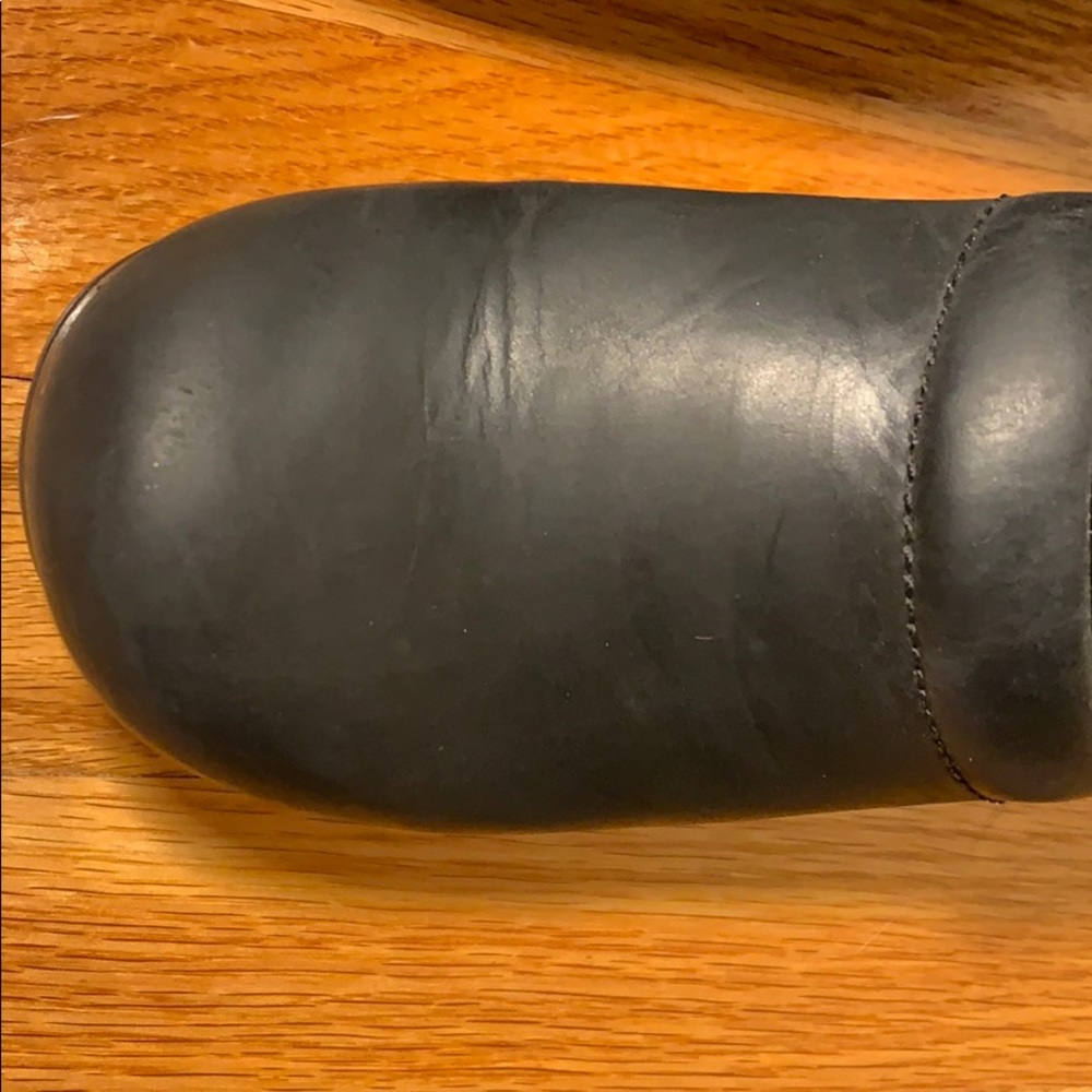 Clogs